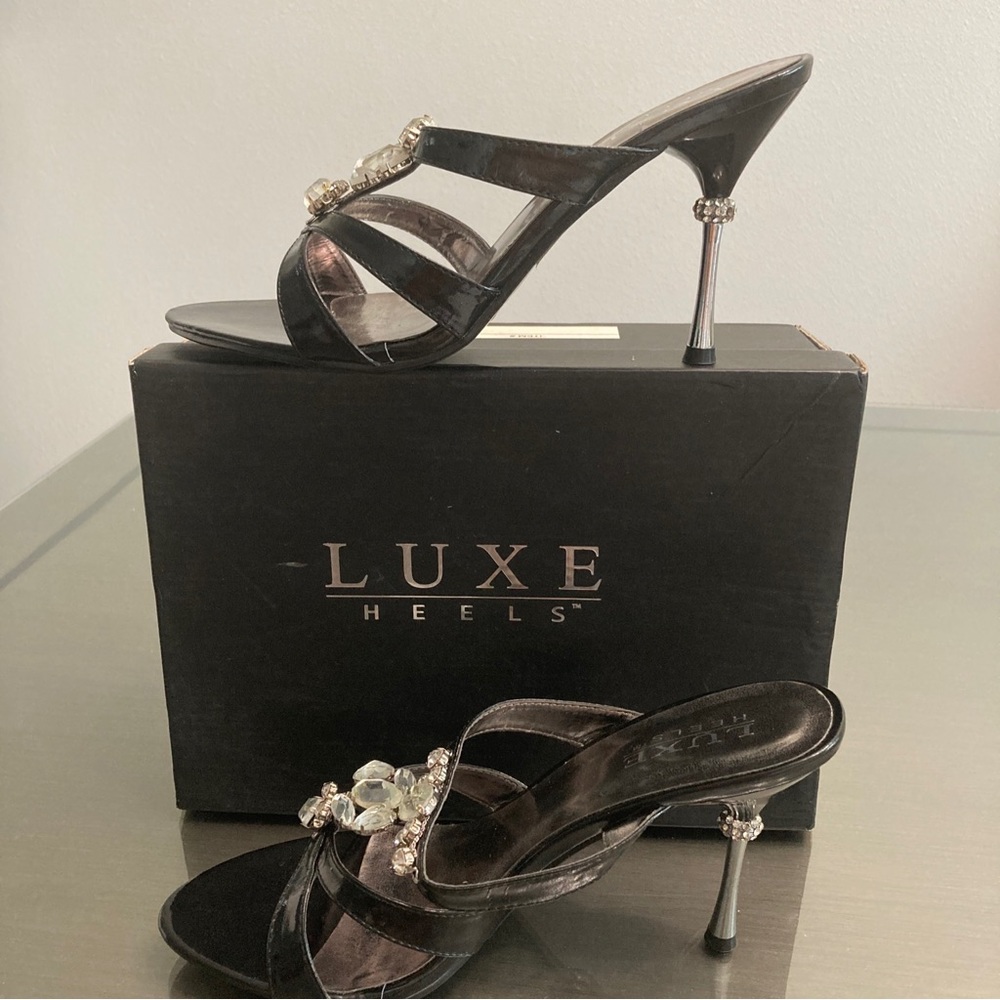 Women’s Black Heels Size 9 Sandals